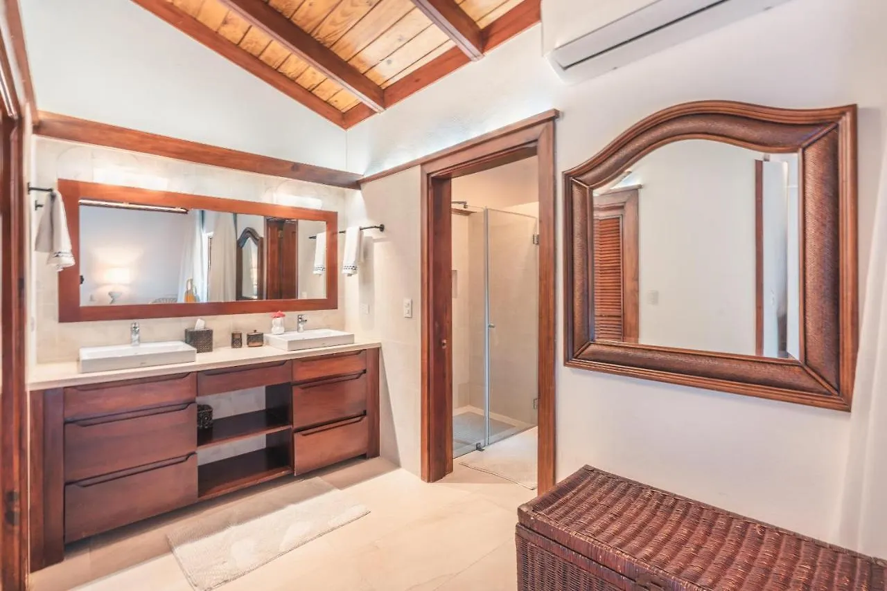Fun In The Sun Classic Villa At Los Lagos In Casa De Campo Las Minas