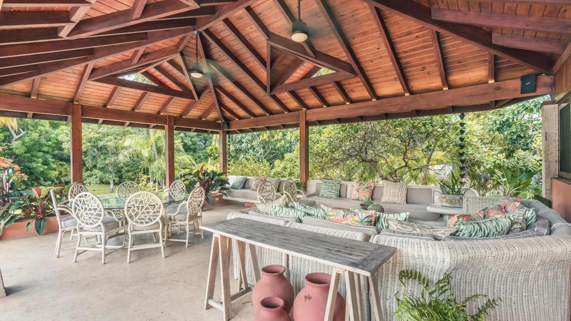 Fun In The Sun Classic Villa At Los Lagos In Casa De Campo Las Minas Dominican Republic